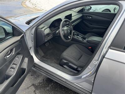 2024 Honda Accord LX   - Photo 10 - Schoolcraft, MI 49087