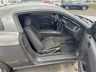 2014 Ford Mustang V6 - Photo 19 - Schoolcraft, MI 49087