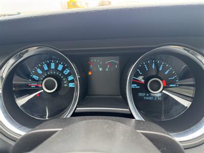 2014 Ford Mustang V6 - Photo 11 - Schoolcraft, MI 49087