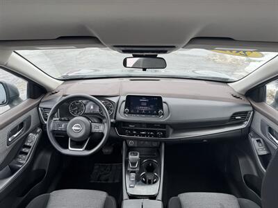 2023 Nissan Rogue SV   - Photo 18 - Schoolcraft, MI 49087