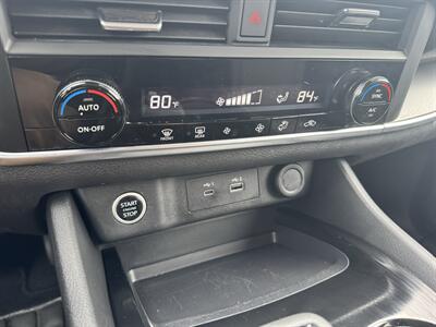 2023 Nissan Rogue SV   - Photo 15 - Schoolcraft, MI 49087