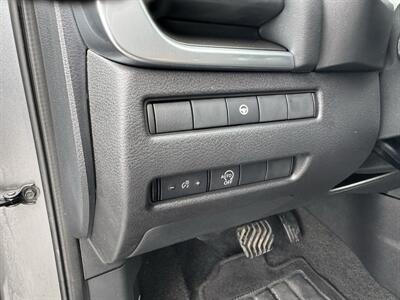 2023 Nissan Rogue SV   - Photo 7 - Schoolcraft, MI 49087