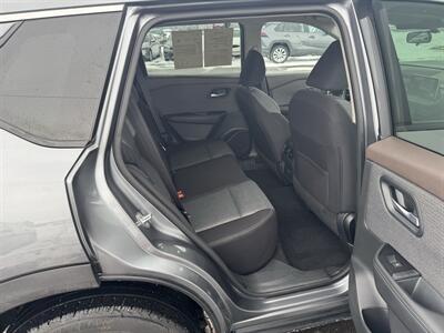 2023 Nissan Rogue SV   - Photo 24 - Schoolcraft, MI 49087
