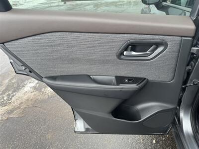 2023 Nissan Rogue SV   - Photo 20 - Schoolcraft, MI 49087