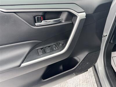 2024 Toyota RAV4 XLE   - Photo 7 - Schoolcraft, MI 49087