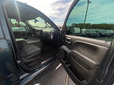 2018 Chevrolet Silverado 1500 LT   - Photo 11 - Schoolcraft, MI 49087