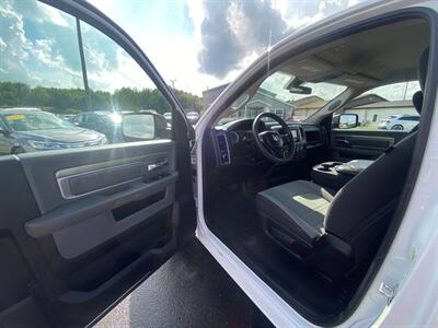 2021 RAM 1500 Classic Tradesman   - Photo 17 - Schoolcraft, MI 49087