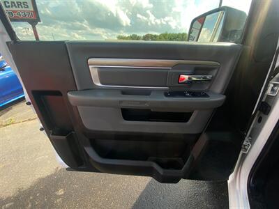 2021 RAM 1500 Classic Tradesman   - Photo 18 - Schoolcraft, MI 49087