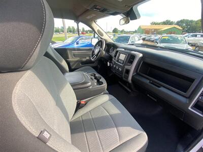 2021 RAM 1500 Classic Tradesman   - Photo 14 - Schoolcraft, MI 49087