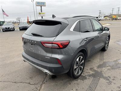 2023 Ford Escape Platinum   - Photo 3 - Schoolcraft, MI 49087