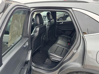 2023 Ford Escape Platinum   - Photo 21 - Schoolcraft, MI 49087