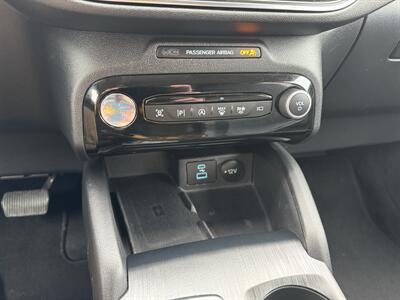 2023 Ford Escape Platinum   - Photo 15 - Schoolcraft, MI 49087