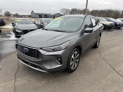 2023 Ford Escape Platinum   - Photo 5 - Schoolcraft, MI 49087