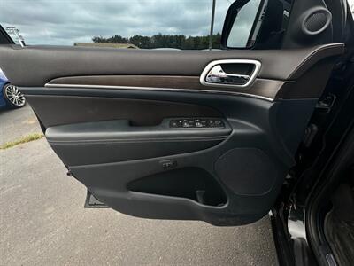 2016 Jeep Grand Cherokee Overland   - Photo 31 - Schoolcraft, MI 49087