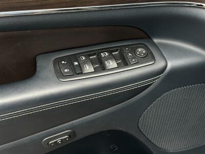 2016 Jeep Grand Cherokee Overland   - Photo 32 - Schoolcraft, MI 49087