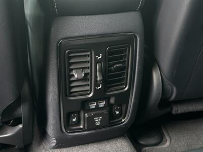 2016 Jeep Grand Cherokee Overland   - Photo 29 - Schoolcraft, MI 49087