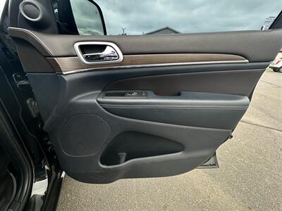 2016 Jeep Grand Cherokee Overland   - Photo 13 - Schoolcraft, MI 49087