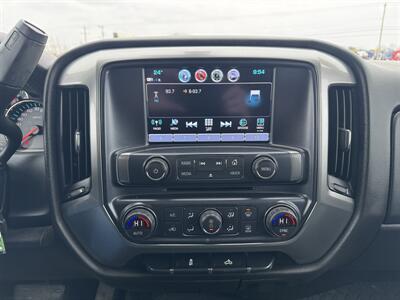 2019 Chevrolet Silverado 1500 LD LT   - Photo 14 - Schoolcraft, MI 49087