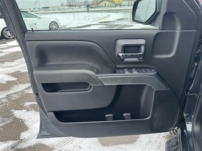 2019 Chevrolet Silverado 1500 LD LT   - Photo 6 - Schoolcraft, MI 49087