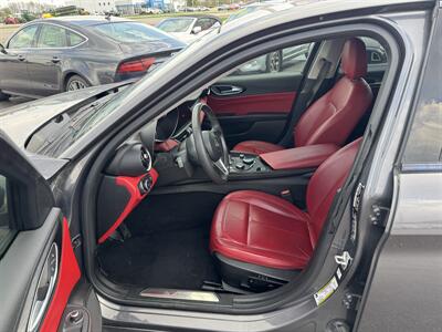 2017 Alfa Romeo Giulia - Photo 7 - Schoolcraft, MI 49087