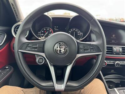 2017 Alfa Romeo Giulia - Photo 11 - Schoolcraft, MI 49087