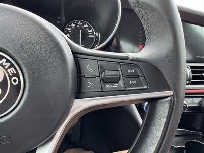 2017 Alfa Romeo Giulia - Photo 10 - Schoolcraft, MI 49087