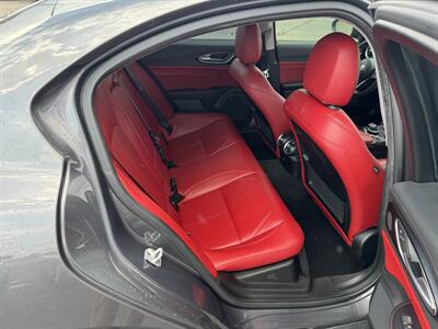 2017 Alfa Romeo Giulia - Photo 24 - Schoolcraft, MI 49087