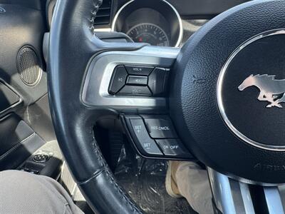 2022 Ford Mustang EcoBoost Premium - Photo 9 - Schoolcraft, MI 49087