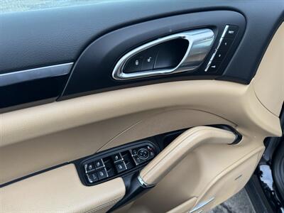2018 Porsche Cayenne Platinum - Photo 7 - Schoolcraft, MI 49087