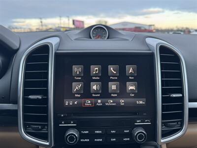 2018 Porsche Cayenne Platinum - Photo 16 - Schoolcraft, MI 49087