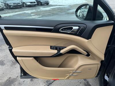 2018 Porsche Cayenne Platinum - Photo 6 - Schoolcraft, MI 49087