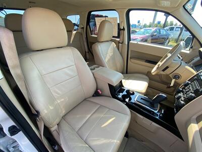 2012 Ford Escape Limited   - Photo 13 - Schoolcraft, MI 49087