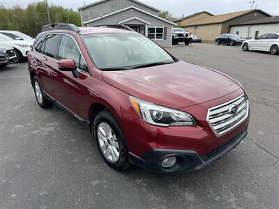 2017 Subaru Outback 2.5i Premium   - Photo 4 - Schoolcraft, MI 49087