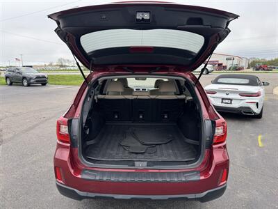 2017 Subaru Outback 2.5i Premium   - Photo 21 - Schoolcraft, MI 49087