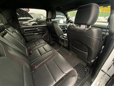 2023 RAM 1500 Laramie   - Photo 18 - Schoolcraft, MI 49087