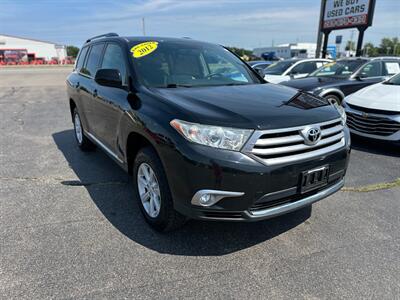2012 Toyota Highlander   - Photo 2 - Schoolcraft, MI 49087
