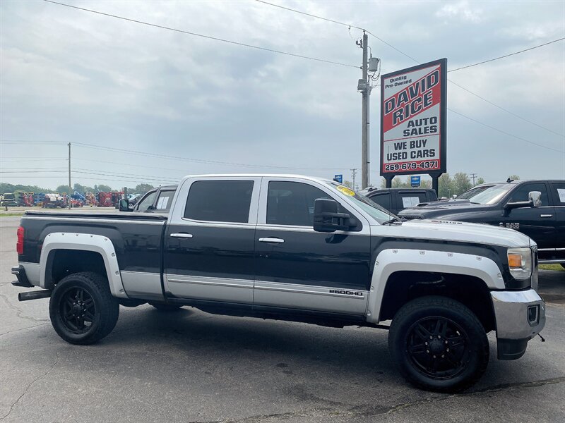 2015 GMC Sierra 2500HD SLT - Photo 1 - Schoolcraft, MI 49087