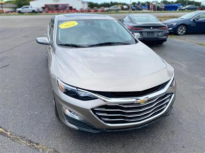 2024 Chevrolet Malibu LT   - Photo 3 - Schoolcraft, MI 49087