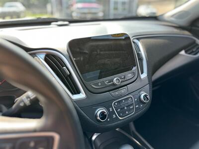 2024 Chevrolet Malibu LT   - Photo 16 - Schoolcraft, MI 49087