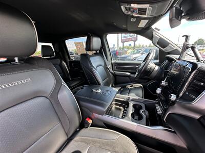 2023 RAM 1500 Laramie   - Photo 17 - Schoolcraft, MI 49087