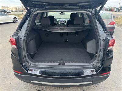 2024 Chevrolet Equinox LT   - Photo 20 - Schoolcraft, MI 49087