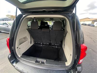 2016 Dodge Grand Caravan SE   - Photo 15 - Schoolcraft, MI 49087