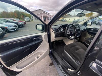2016 Dodge Grand Caravan SE   - Photo 20 - Schoolcraft, MI 49087