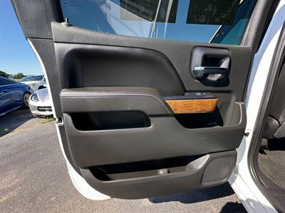 2017 Chevrolet Silverado 1500 LTZ   - Photo 24 - Schoolcraft, MI 49087