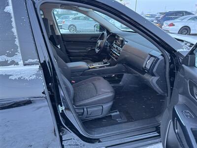 2025 Nissan Pathfinder SV   - Photo 30 - Schoolcraft, MI 49087
