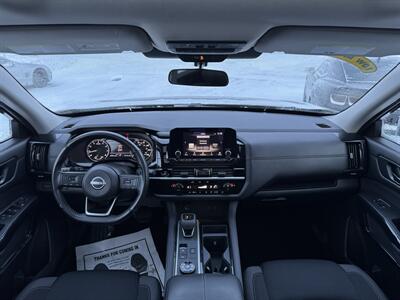 2025 Nissan Pathfinder SV   - Photo 17 - Schoolcraft, MI 49087