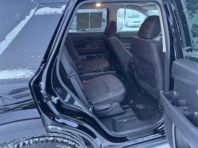 2025 Nissan Pathfinder SV   - Photo 26 - Schoolcraft, MI 49087