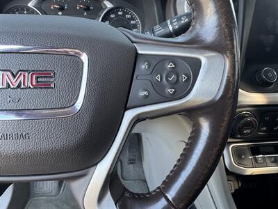 2021 GMC Acadia SLT   - Photo 9 - Schoolcraft, MI 49087