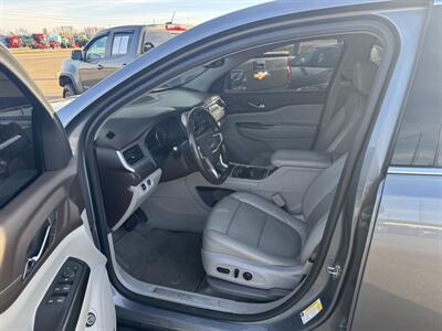 2021 GMC Acadia SLT   - Photo 19 - Schoolcraft, MI 49087