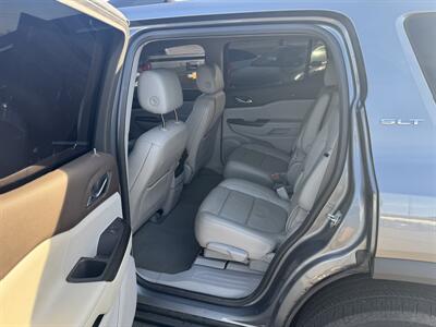 2021 GMC Acadia SLT   - Photo 21 - Schoolcraft, MI 49087
